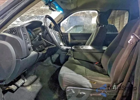 2008 Chevrolet Silverado K1500 из США, поврежденный, VIN 1GCEK19058Z260653